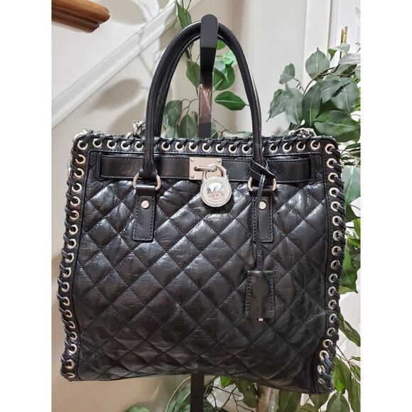 Michael Kors Black Women's Hamilton Quilted Leather Bags & Handbags - Picture 5 of 10